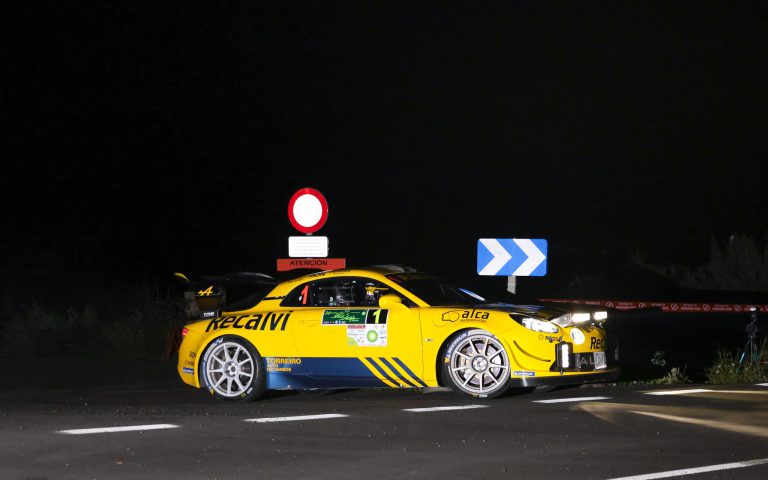 34º Rallye Internacional bp Villa de Adeje Tenerife Trofeo CICAR: Jorge Cagiao-Javier Martínez conservan su liderato tras la primera etapa