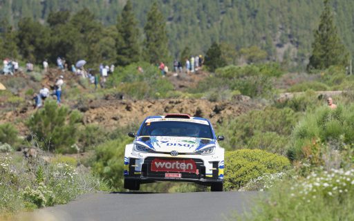 Enrique Cruz y Yeray Mujica se ponen al frente del 34Âș Rallye Internacional bp Villa de Adeje Tenerife Trofeo CICAR a falta de tres tramos para el final